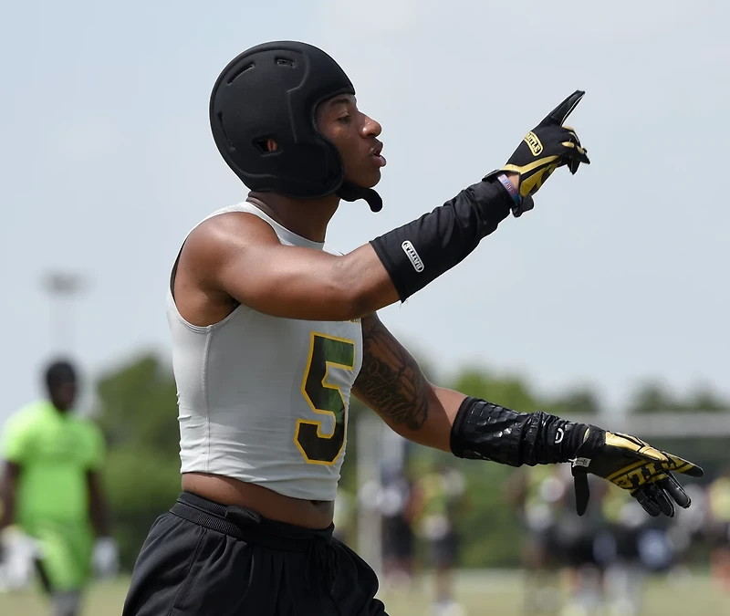 Battle Adults' Ultra-Stick Full Arm Sleeve