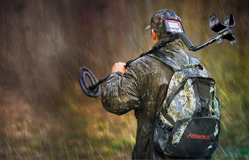 Fisher F22 Weatherproof All-Purpose Metal Detector
