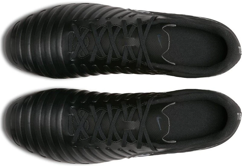 Nike Adults' Legend 7 Club Multiground Soccer Cleats