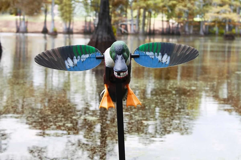 MOJO Outdoors Spoonzilla Spinning Wing Duck Decoy