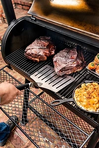 Oklahoma Joe's Blacksmith Hawg Lifter Spatula