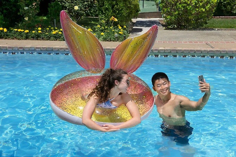 Poolmaster 48 in Glitter Pixie Party Pool Float