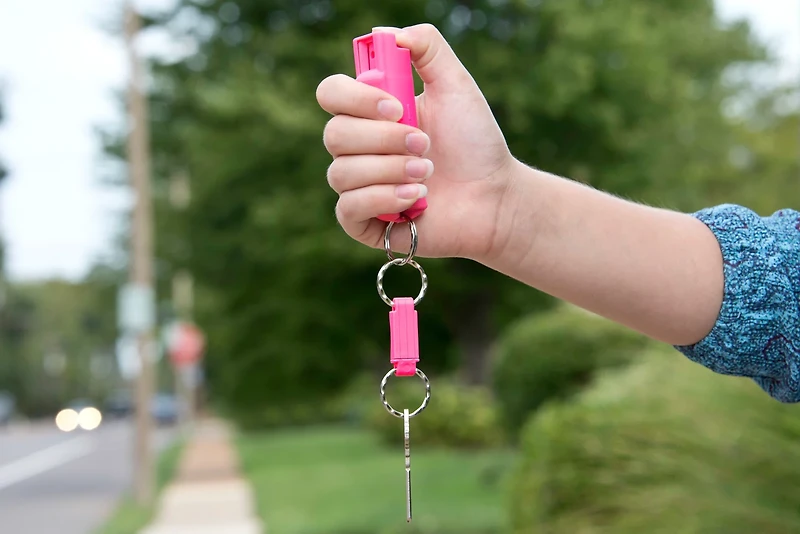 SABRE Key Chain Pepper Spray with Quick-Release Key Ring