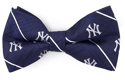 Eagles Wings Men's New York Yankees Oxford Bow Tie