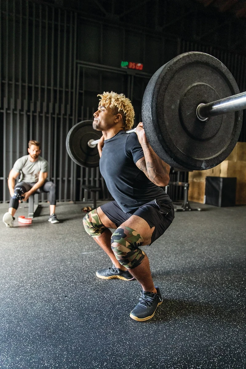 Harbinger Adults' Red Line Knee Wraps