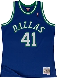 Mitchell & Ness Men's Dallas Mavericks Nowitzki Swingman Jersey