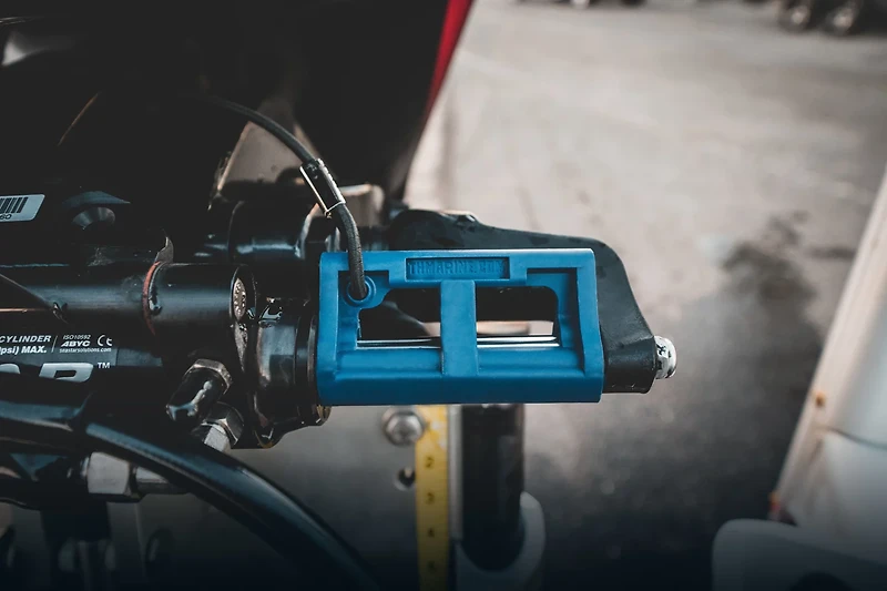 T-H Marine Steer Stop Outboard Hydraulic Steering Lock