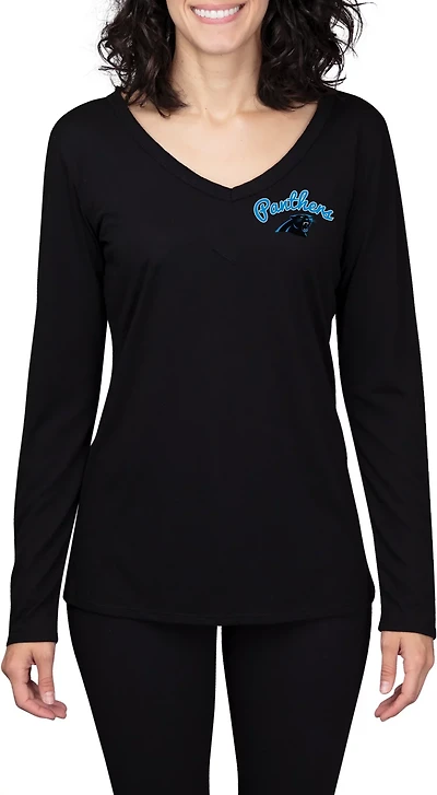 College Concept Women's Carolina Panthers Side Marathon Long Sleeve Top