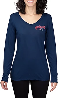 College Concept Women’s New England Patriots Side Marathon V-neck Long Sleeve T-shirt