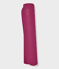 Manduka Begin 68 in x 24 in Yoga Mat