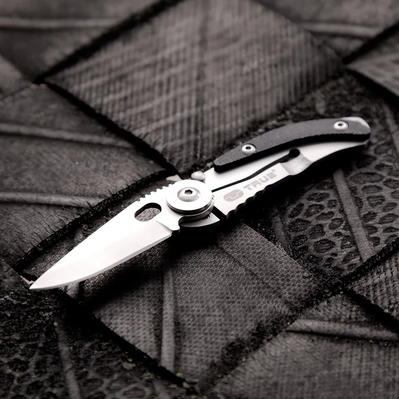 True Utility Skeleton Knife