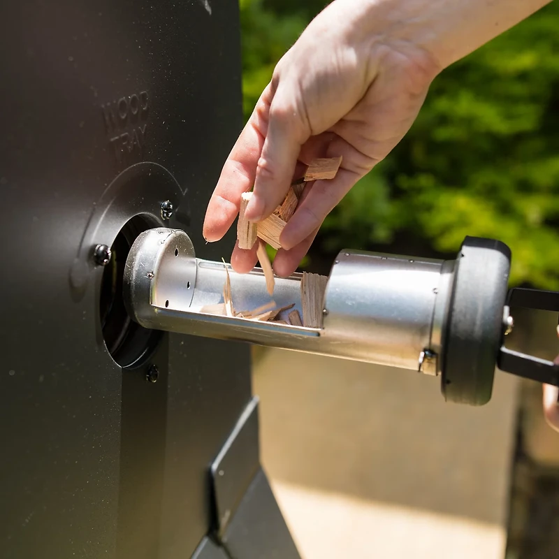 Masterbuilt MES 140S Digital Electric Smoker