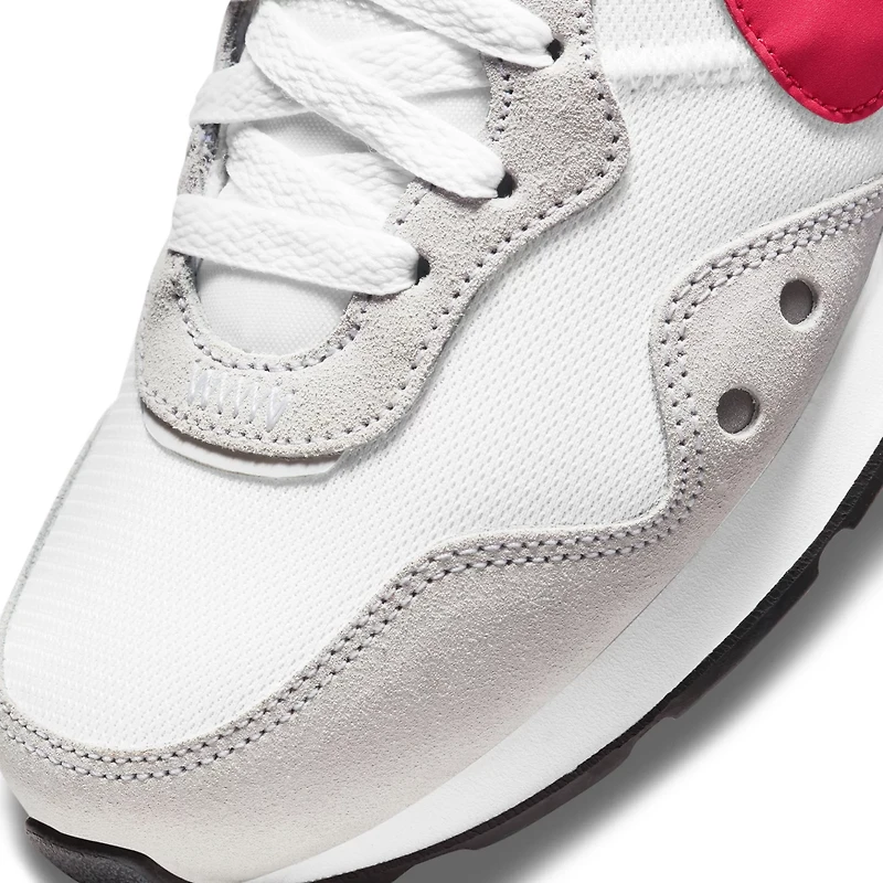 Nike Women's Venture Runner Shoes