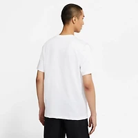 Nike Men's Sportswear Swoosh Icon T-shirt