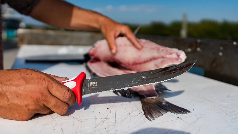 Bubba 7 in Tapered Flex Folding Fillet Fishing Knife