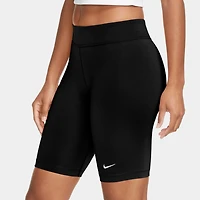Nike Women's Sportswear Essential Bike Shorts 7 in.