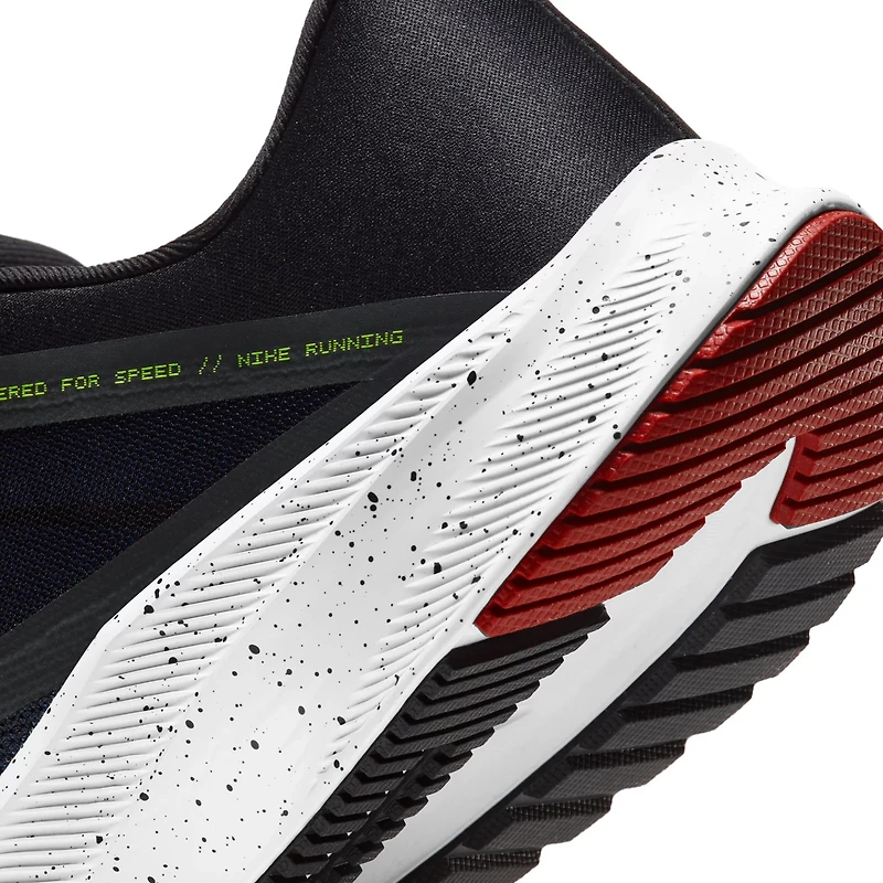 Nike Men's Quest 3 Running Shoes