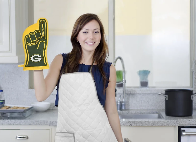 YouTheFan Green Bay Packers #1 Oven Mitt