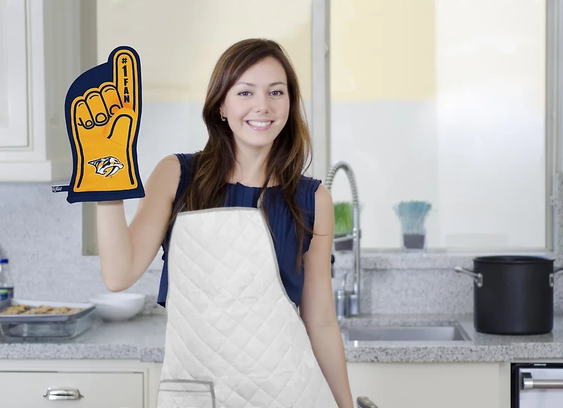 YouTheFan Nashville Predators #1 Oven Mitt