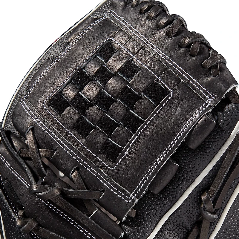 Wilson A2000 12 in. Pitcher's Fast-Pitch Softball Glove