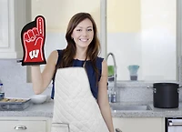 YouTheFan University of Wisconsin #1 Oven Mitt