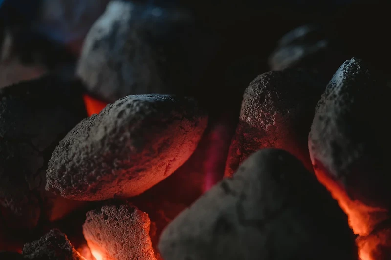 Jealous Devil Maxxx Extra Large Briquetes, 10 lb