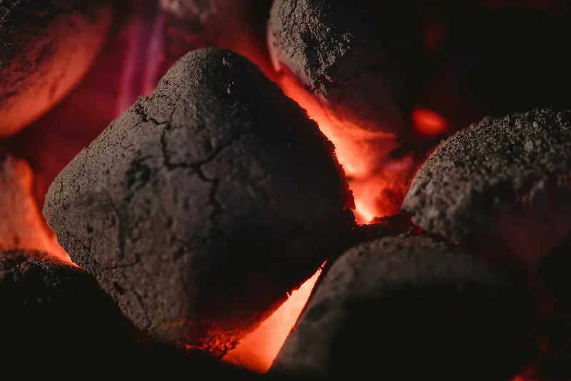 Jealous Devil Maxxx Extra Large Briquetes, 10 lb