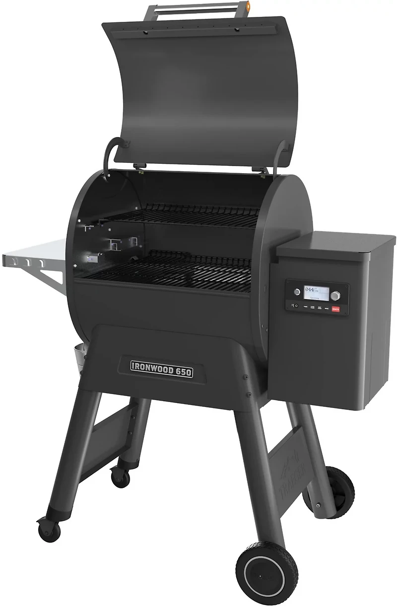 Traeger Ironwood 650 Pellet Grill
