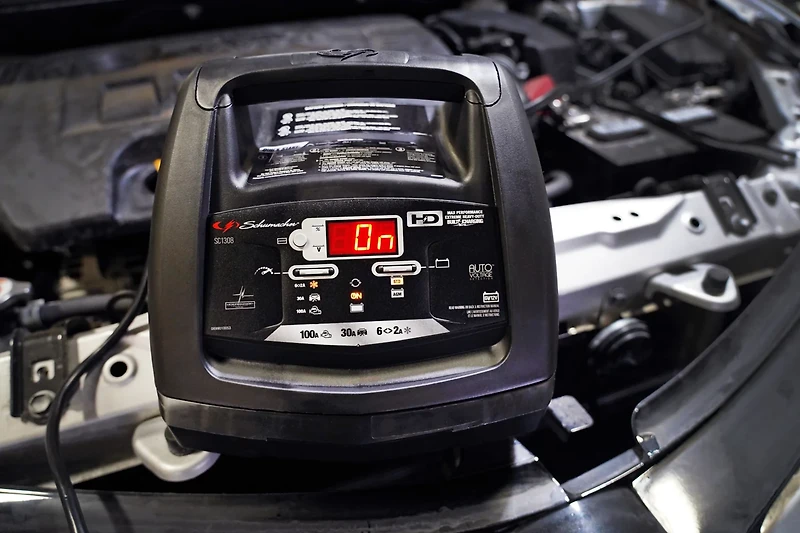 Schumacher Electric SC1308 100A 6V/12V Automatic Battery Charger