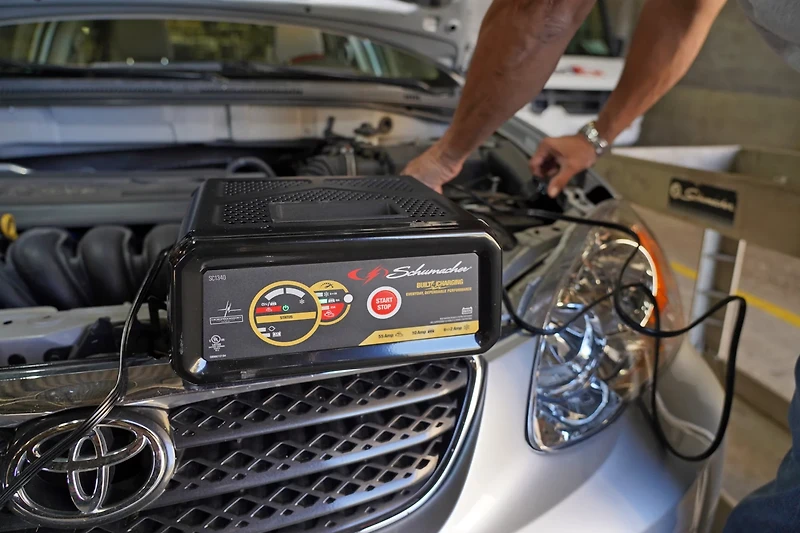 Schumacher Electric SC1340 55A 6/12V Automatic Engine Starter