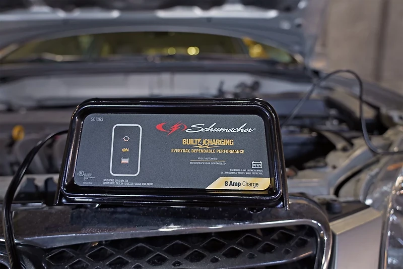 Schumacher Electric SC1363 8A 6/12V Automatic Battery Charger