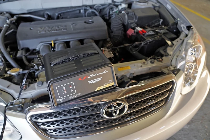 Schumacher Electric SC1361 50A 12V Fully Automatic Battery Charger