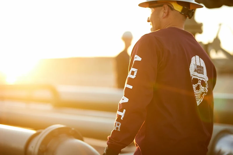 Ariat Men's FR Roughneck Skull Logo Work T-shirt