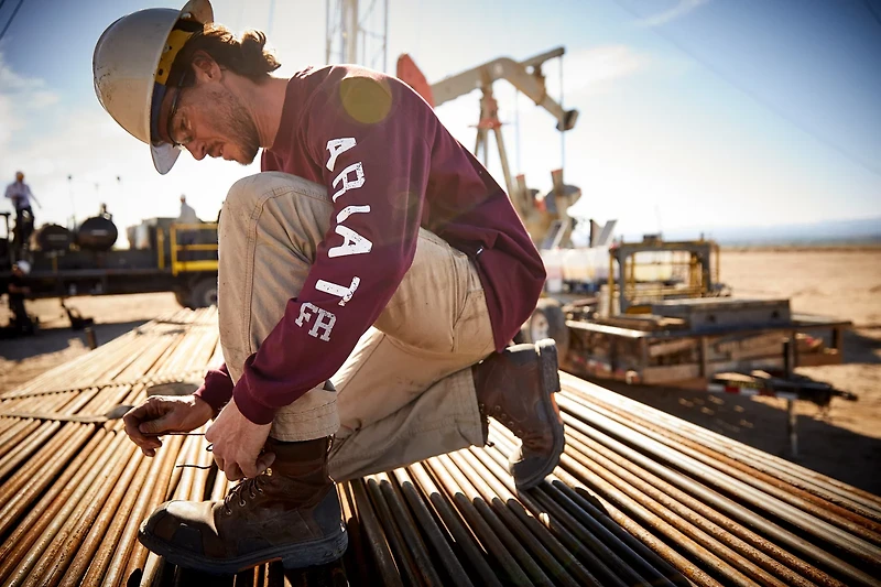 Ariat Men's FR Roughneck Skull Logo Work T-shirt