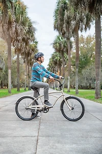 Ozone 500 Boys' Malibu 24 Cruiser Bike