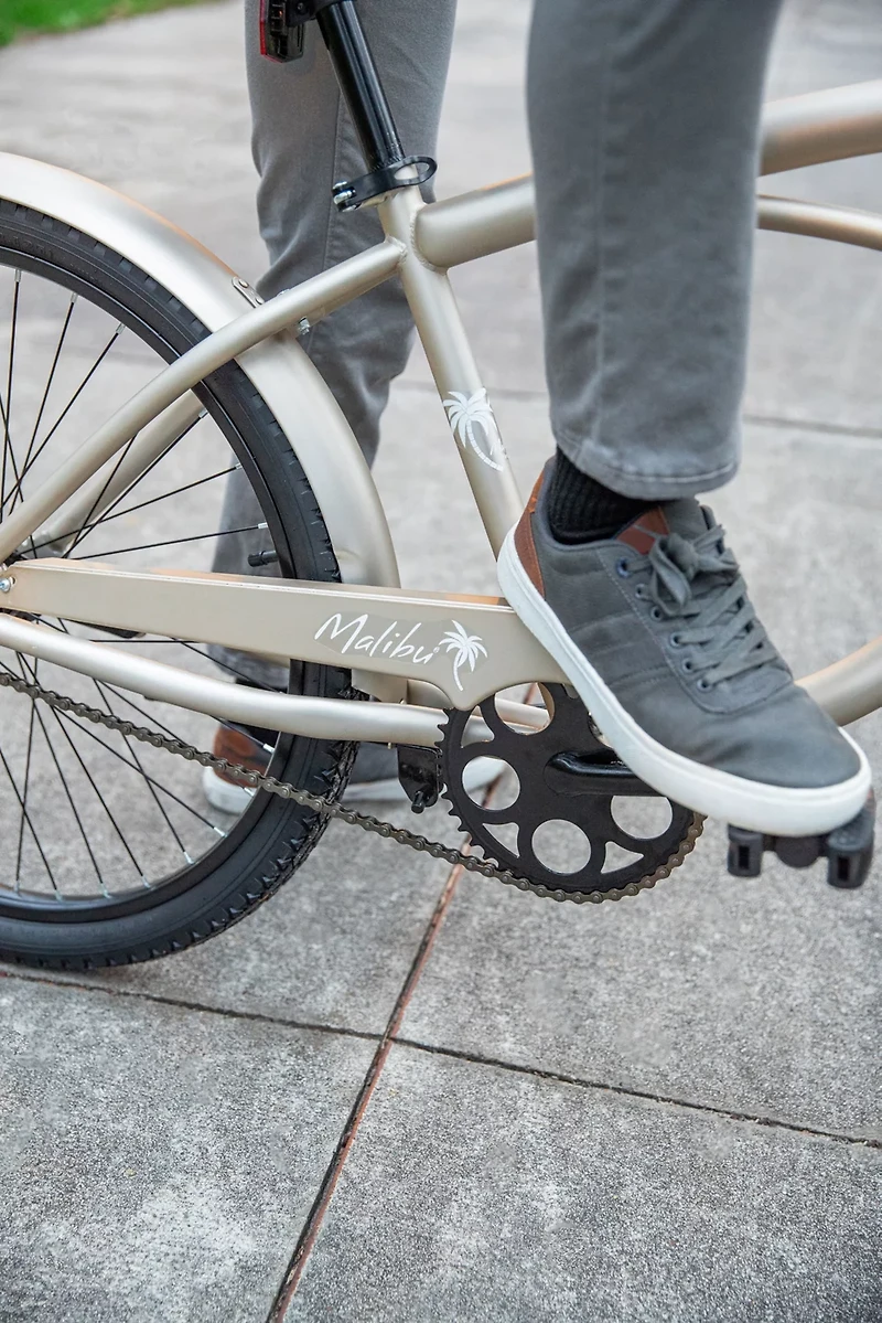 Ozone 500 Boys' Malibu 24 Cruiser Bike