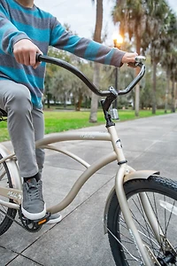 Ozone 500 Boys' Malibu 24 Cruiser Bike