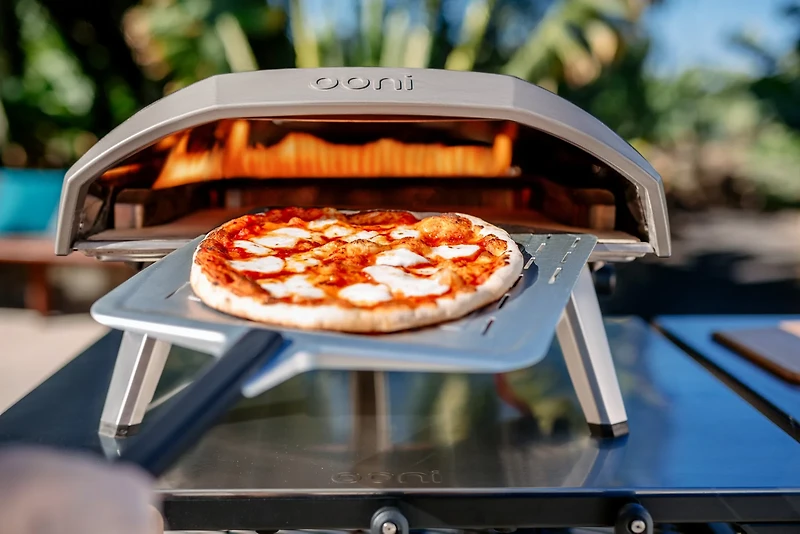 Ooni Koda 16 in Gas Pizza Oven