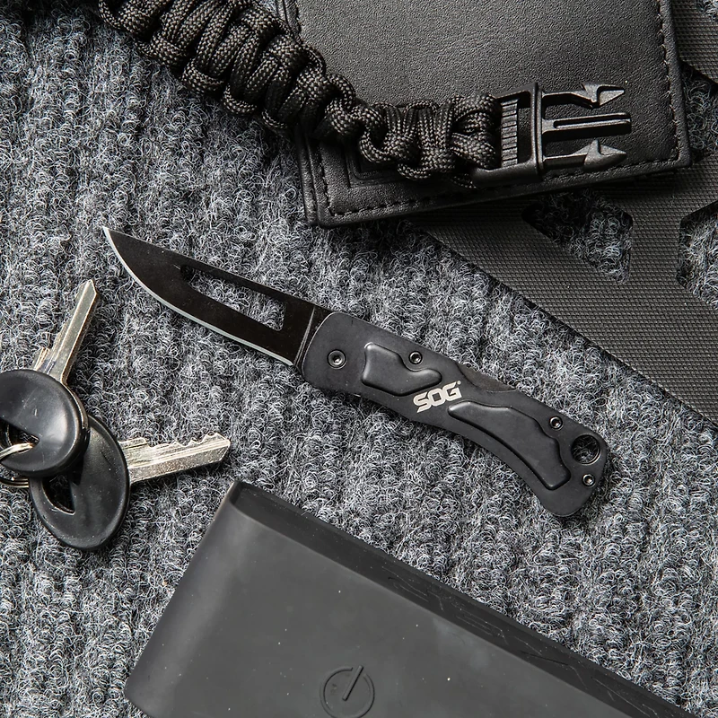 SOG Camp Axe
