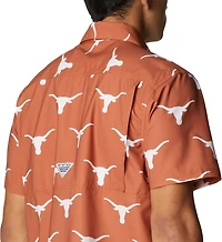 Columbia Sportswear Men's University of Texas CLG Super Slack Tide™ Logo Print Shirt