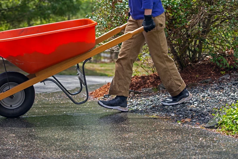 Muck Boot Women's Outscape Chelsea Boots