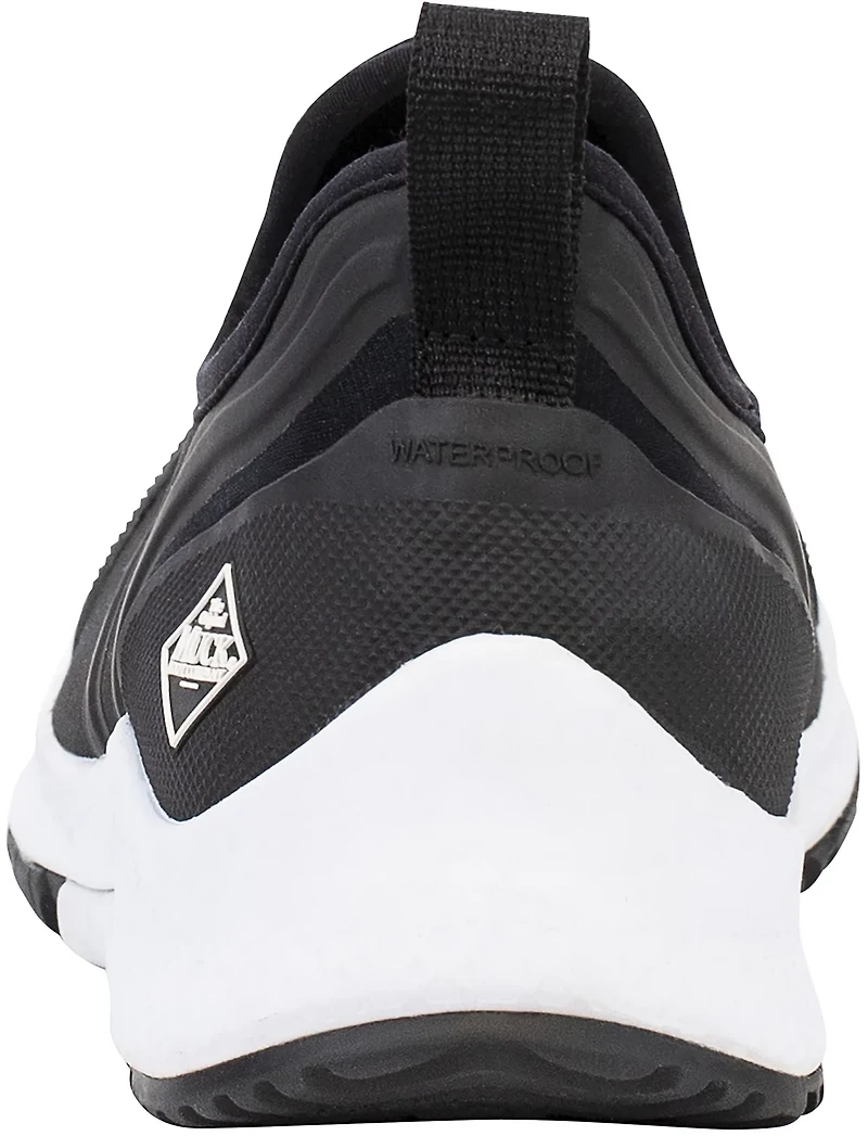 Muck Boot Women's Outscape Low-Cut Shoes