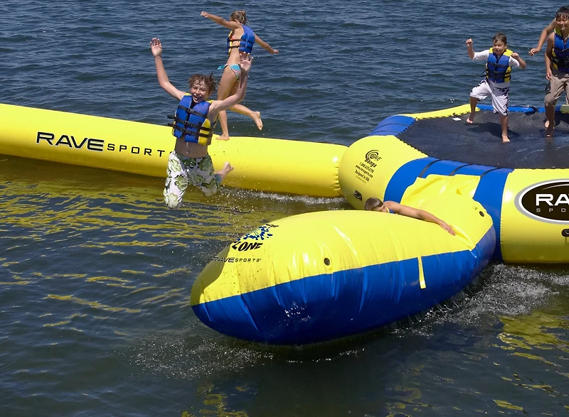 RAVE Sports Aqua Launch