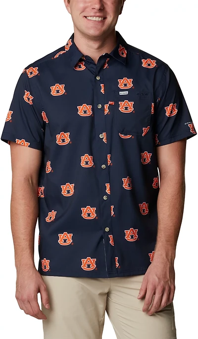 Columbia Sportswear Men's Auburn University CLG Super Slack Tide™ Logo Print Shirt