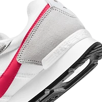 Nike Women's Venture Runner Shoes