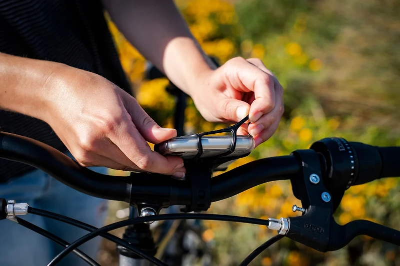 Bell Stowaway 900 Stretch Bicycle Handlebar Phone Mount