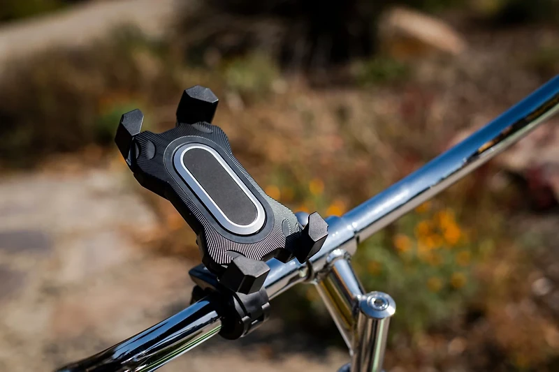 Bell Stowaway 950 Bicycle Handlebar Phone Mount
