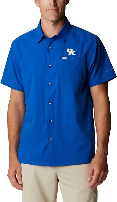 Columbia Sportswear Men's University of Kentucky Slack Tide Flag Camp Button Down Shirt