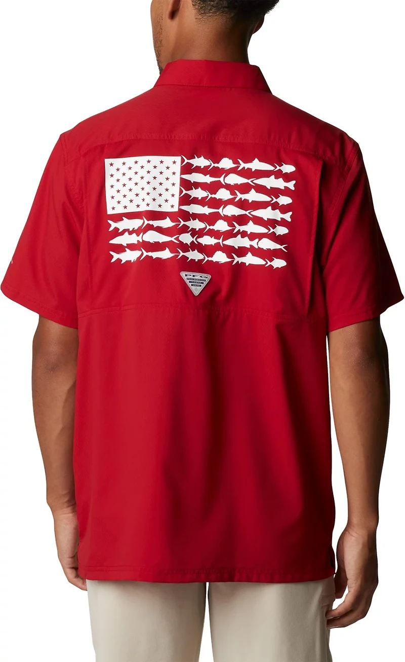 Columbia Sportswear Men's University of Oklahoma Slack Tide Flag Camp Button Down Shirt