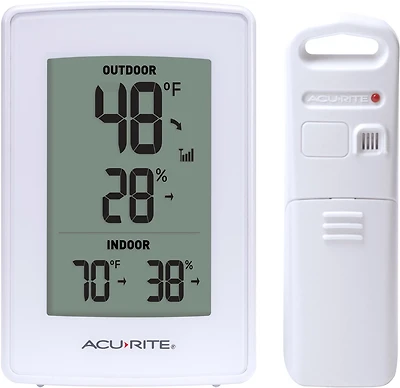 AcuRite Indoor/Outdoor Digital Thermometer and Humidity Gauge